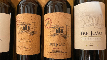 Vista das Caves e Prova de 3 Vinhos Clássicos