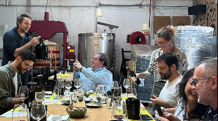 Visita Privada à adega e prova de 5 vinhos (para grupos grandes) 
